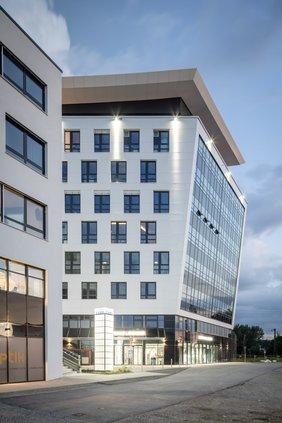 Medical_Cube_Rosenheim_1.JPG Medical_Cube_Rosenheim_1.JPG